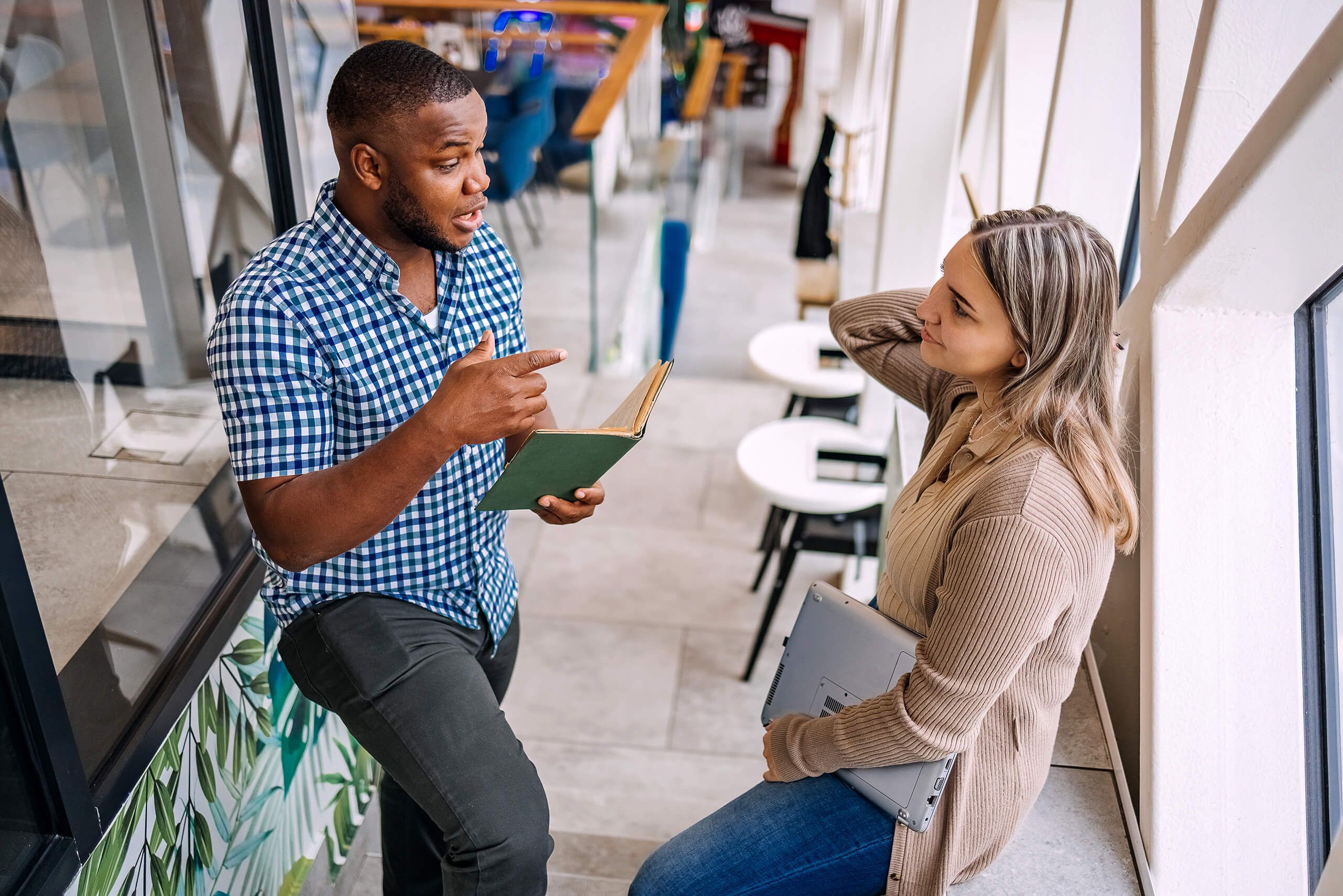 Strengthening Workplace Boundaries: 5 Practical Steps to Protect Your Time and Energy